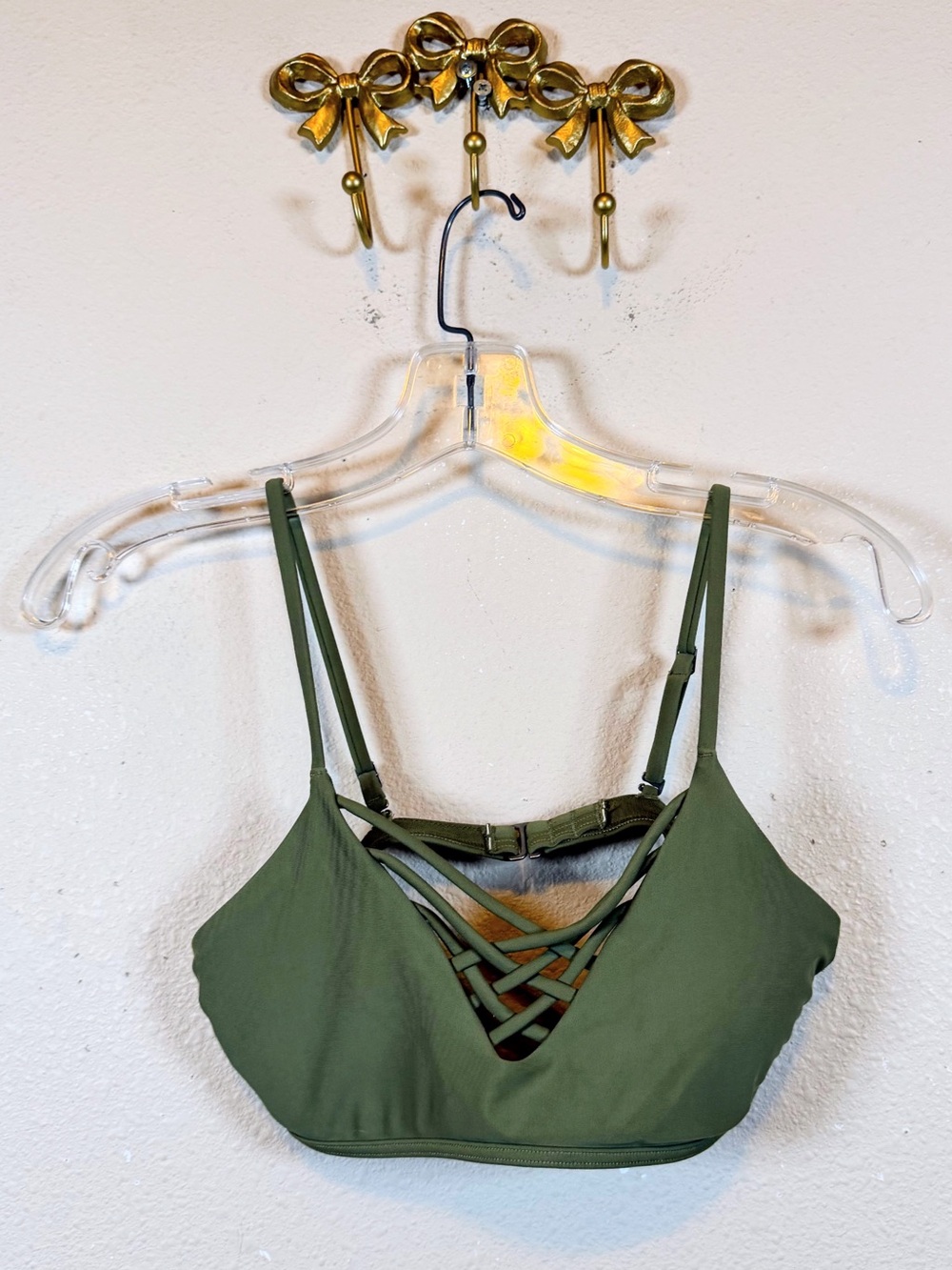 Hollister Olive Green Crisscross Bikini Top. Size S